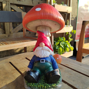 Figurines de jardin nain de Offre Spéciale décorations extérieures Statue de jardin en résine avec lumières LED solaires pour pelouse de cour de patio
