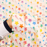 Décor de fond en forme de pluie de météores avec motif étoiles colorées en plastique pour fête d'anniversaire ou de mariage en intérieur