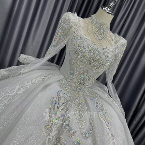 Robe de mariée de luxe Lscm61, longue traîne, coupe princesse, manches longues, perles lourdes, haute qualité, style féerique, Jancember - Product Image 2