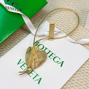 Lovely Heart Shape <b>Bag</b> Luxury Charm Fashion Keychain Portable <b>Key</b> <b>Ring</b> for Female Users Genuine Leather Keychain - Product Image 4