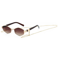 Lunettes de soleil pour femmes, style européen et américain, avec cordon antidérapant, monture intégrale en métal, protection UV400, emballage en boîte