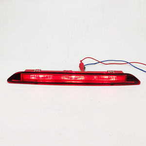 Luce di <span class=keywords><strong>Stop</strong></span> aggiuntiva di alto livello per <span class=keywords><strong>Ford</strong></span> <span class=keywords><strong>Focus</strong></span> 3 III 2012 2014 2015 2016 2017 berlina di segnalazione di coda accessori per auto - Product Image 5