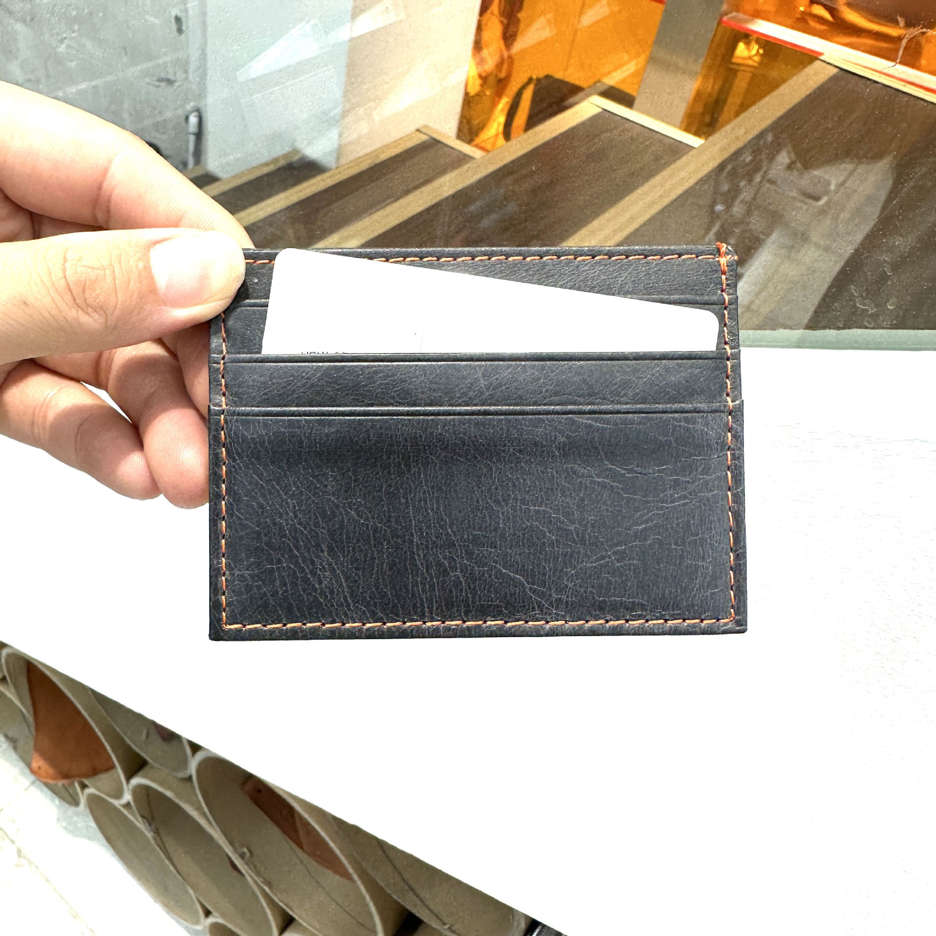 7-02-Wax Black-Orange