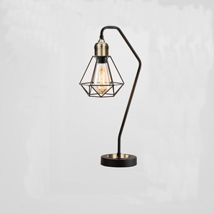 Lampes de table d'appoint vintage industrielles en fer forgé noir - Product Image 1