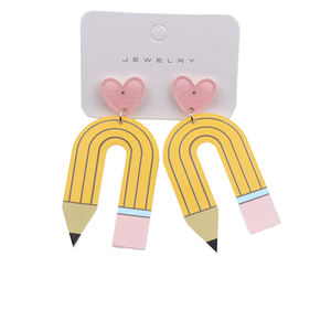 Boucles d'oreilles en résine en forme de crayon de la meilleure qualité et cœur rose, design unique fait main, bijoux à la mode pour femme, mariage - Product Image 1