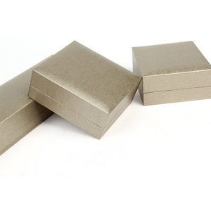 Romantic Sweet Luxury Small Velvet Engagement Ring <b>Box</b> Ring Jewelry <b>Packing</b> <b>Box</b> - Product Image 4