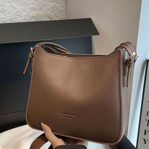 2026 Fashion Tote Bag Women <b>Large</b> Capacity Underarm Bag Versatile Shoulder Crossbody <b>Purse</b> Trendy Minimalist Handbag - Product Image 2