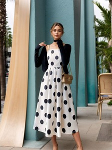 Gaun Maxi Satin elegan wanita dengan polkadot ritsleting Kelim berkerut kasual musim panas gaya malam motif Digital perlengkapan grosir