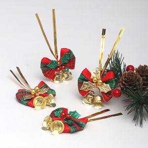 Handgefertigte Kleine Weihnachtsschleife mit Metallglocke, Stechpalmenblatt und Befestigungsdraht DIY Geschenkbox Kranz Baum-Hängezubehör - Product Image 4