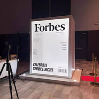 Kotak Photo Booth Pernikahan Vogue Kustom Outdoor dengan Lampu, Penutup PVC Walk-in untuk Foto