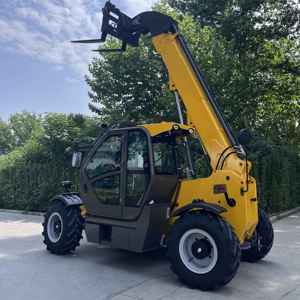 شحن سريع 3 طن 4 طن 5 طن Telehandler بأربع عجلات بالسيارة - Product Image 5