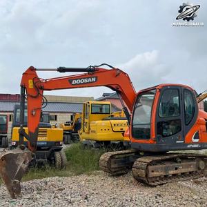 DOOSAN 85 Excavatrice sur chenilles d'occasion, marque originale sud-coréenne, 7 tonnes, petite taille, excavatrice sur chenilles d'occasion - Product Image 2