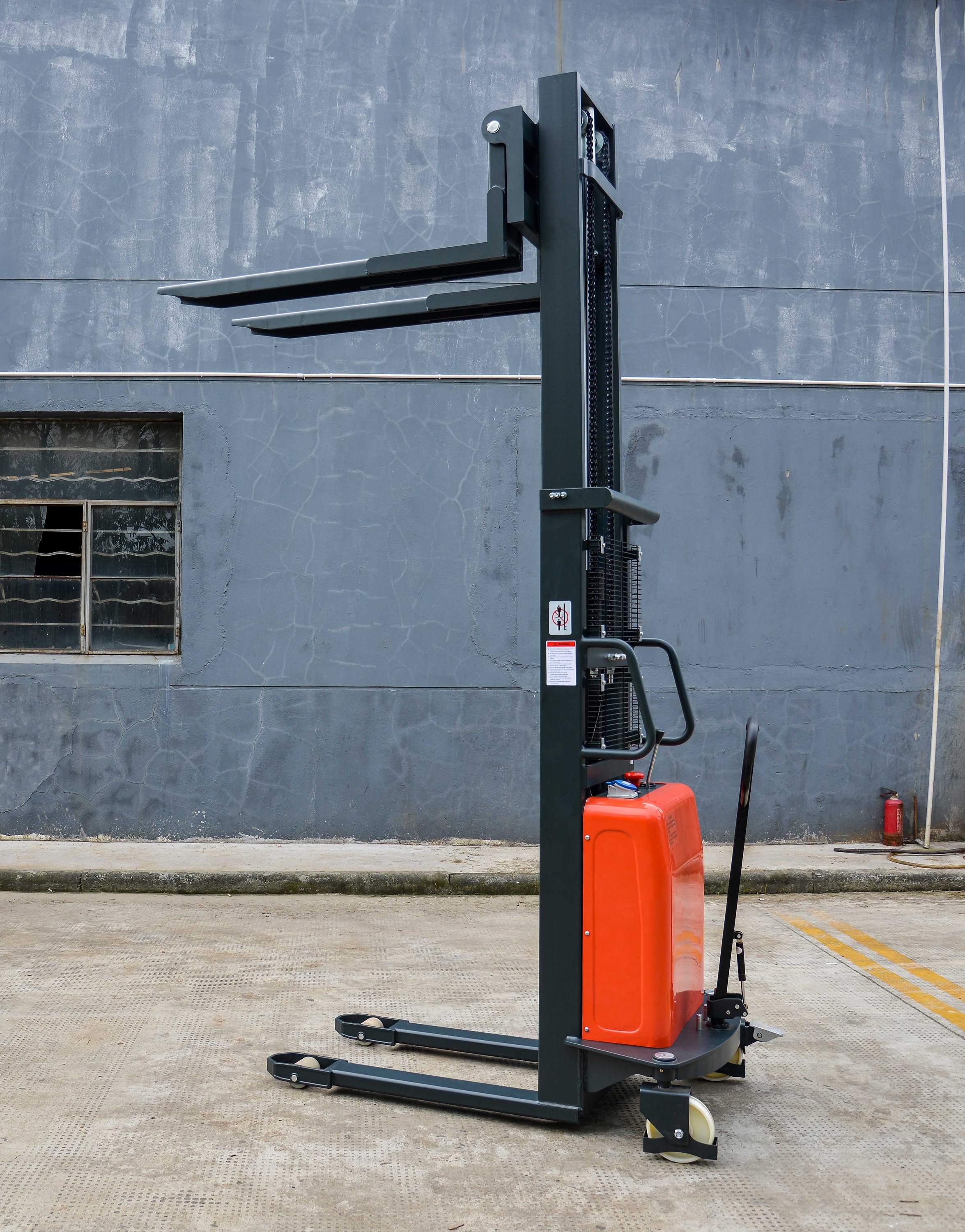 1ton 3m gerbeur semi-électrique avec 12V 120Ah batterie et chargeur