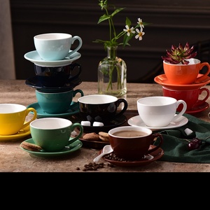 Vente en gros de tasses à café en porcelaine <span class=keywords><strong>italienne</strong></span> de 220 ml, ensembles de tasses à thé latte, logo personnalisé imprimé, ensemble de tasses à café en céramique, <span class=keywords><strong>tasse</strong></span> à cappuccino et soucoupe - Product Image 4