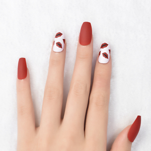 Prensa en las <span class=keywords><strong>uñas</strong></span> Labios Patrón Rojo Corto Medio Mate Faux Ongles <span class=keywords><strong>Manicura</strong></span> <span class=keywords><strong>Uñas</strong></span> postizas artificiales <span class=keywords><strong>para</strong></span> mujeres - Product Image 5
