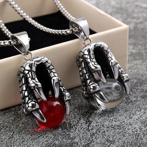 Yunnique – collier avec pendentif griffe de Dragon en acier inoxydable, avec boules de cristal rouges et transparentes, pour hommes et femmes, bijoux à la mode, cadeau - Product Image 1