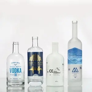 Fabrieksprijs Recyclebaar Modern Design 750Ml Glazen Fles Likeur Wodka Whisky Tequila Gin Rum 700Ml Glas Sterke Drank