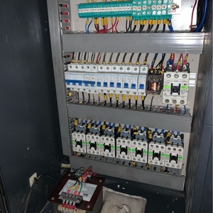 Prensa de Inyección de Plástico Hidráulica HT150 de 150 Toneladas con Espacio de Barra de Unión de 450 mm para Piezas Interiores de Automóviles - Product Image 3