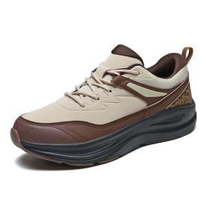 Vente en gros d'usine, baskets en cuir microfibre pour hommes grandes tailles, légères, douces, tendance, décontractées, chaussures de sport et de course - Product Image 1