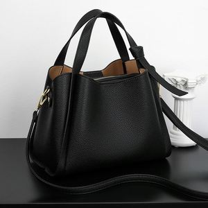 Elegant Lychee Pattern PU Leather Handbag, Minimalist Tote, Versatile Shoulder Crossbody Bag for Women, Trendy Work Bag - Product Image 4