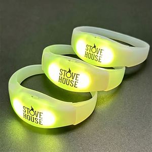 สายรัดข้อมือซิลิโคน LED กระพริบแสง ตอบสนองต่อเสียง พร้อมของแถมฟรี - Product Image 4