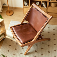 Chaise en cuir confortable avec structure en bois massif pour café, maison ou bureau