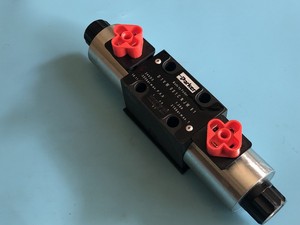 D1VW004CNJW Série D1VW, électrovanne directionnelle à action directe - Product Image 4
