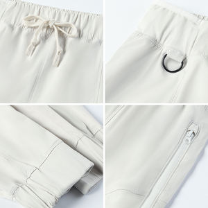 Pantalones ligeros con cintura y cordón de mezcla de poliéster informales con logotipo personalizado al por mayor, pantalones deportivos con múltiples bolsillos Cargo para mujer - Product Image 4