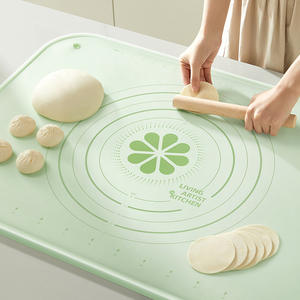 Tapis de pétrissage en silicone Living Artist Kitchen 40x60cm avec échelle pour la pâtisserie et le roulage de la pâte - Product Image 1