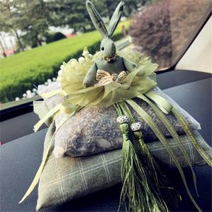 <span class=keywords><strong>Sac</strong></span> de charbon de bambou voiture avec fleur séchée lapin voiture paquet de carbone déodorant fournitures au goût paquet de charbon actif - Product Image 4