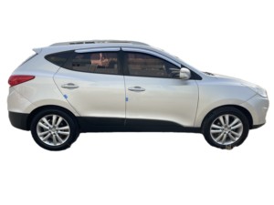 Hyundai Tucson 2010, conduite à gauche, diesel, SUV, voiture d'occasion coréenne, export, automatique, 5 places, toit ouvrant panoramique, familial - Product Image 1