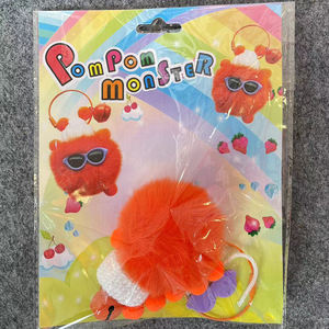 Venta al por mayor novedad DIY regalo innovador DIY artesanía juguete novedad llavero pompón monstruo - Product Image 3