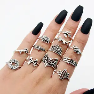 Mode Nieuwe Bladeren Vos Olifant Cactus Slik Schijfvormige Vintage Zilveren Ring Sets 12-delige Lichtmetalen Ring Voor Vrouw