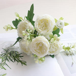 Bouquet de roses artificielles au toucher réel, roses artificielles réalistes classiques, 5 roses/lot, fournitures pour mariage, remise de diplôme, pour la Saint-Valentin - Product Image 2