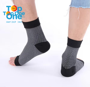 Top One Open Toe Cheville Compression Sleeve Attelle de soutien pour la fasciite plantaire avec des chaussettes de compression confortables - Product Image 4