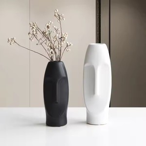 <span class=keywords><strong>Vase</strong></span> à fleurs <span class=keywords><strong>en</strong></span> porcelaine céramique pour salon <span class=keywords><strong>en</strong></span> <span class=keywords><strong>forme</strong></span> <span class=keywords><strong>de</strong></span> visage humain <span class=keywords><strong>tête</strong></span> blanche noire personnalisée - Product Image 2
