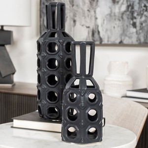 HMS 12 \ "vaso da tavolo minimalista in ceramica nera con foratura geometrica a cilindro per la decorazione di interni per la casa - Product Image 4