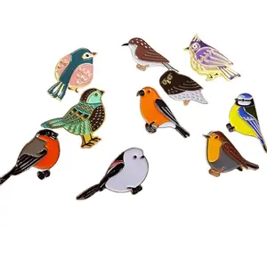 Bespoke soft enamel bird metal badge for fabric decoration various vivid animal cartoon badges gift Brooches