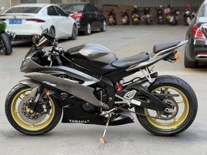 <span class=keywords><strong>Moto</strong></span> sportive Yamaha <span class=keywords><strong>R6</strong></span> 600cc, couple élevé, contrôle agile pour la conduite sur autoroute et les journées sur circuit - Product Image 3