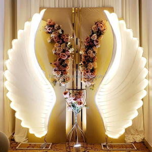 Fondo de Escenario para Eventos de Boda Popular SMOOTH, Decoración de Pasillo, Telón de Fondo LED con Alas de Ángel Grandes - Product Image 1