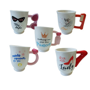 Tazas de café creativas 3D personalizadas con vasos Logotipo de ilustraciones Taza Rosa Taza de café de cerámica - Product Image 2