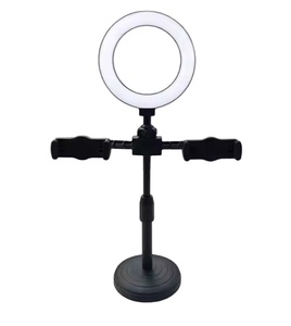 Anneau lumineux LED professionnel pour selfie avec support pour téléphone, idéal pour la photographie et le streaming vidéo en direct - Product Image 3