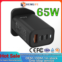 Bloc chargeur USB C GaN 3 ports PD Type C QC3.0 Charge rapide du téléphone 65W Chargeur plat USB-C 65 Watts