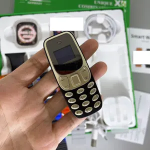 2023 UNIQUE X6 Plus Combinação Relógio inteligente com telefone celular SUIT + 7 correias + linha de carregamento sem fio De Vidhon