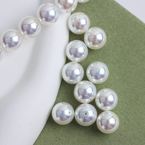 Perlas Sueltas Redondas Blancas Celestiales con Acabado Espejo, Perlas Blancas de Alto Brillo con Orificio de 10 mm para la Elaboración de Joyas - Product Image 2