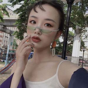 Gafas de Sol de Moda para Mujer, Estilo Vintage, Tamaño Pequeño, Color Rojo, Montura Metálica, Ojo de Gato, Novedad 2020 - Product Image 2