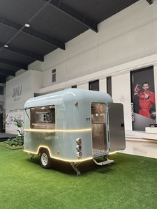 Camion de restauration mobile commercial de 16 pieds, bleu, style Airstream, pour hamburgers et pizzas, avec équipement de cuisine <span class=keywords><strong>complet</strong></span> sur roues, en vente en UE - Product Image 3