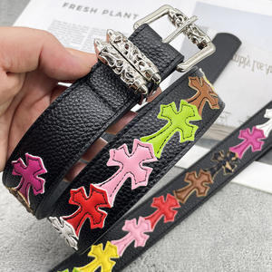 <span class=keywords><strong>Cintura</strong></span> Stile Punk Yonger Factory CH con Fibbia in Metallo e Cinturino con Spada a Croce in <span class=keywords><strong>Pelle</strong></span> <span class=keywords><strong>Nera</strong></span> o Bianca - Product Image 3