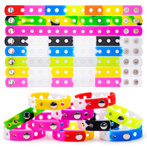 Pulseras de silicona con logotipo personalizable, perfectas para <span class=keywords><strong>Jibbitz</strong></span> y Clog Charms, recuerdos de fiesta, accesorios diarios para niños y niñas - Product Image 5