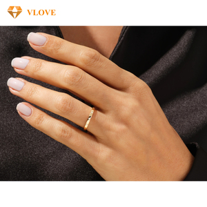 Bague de mariage en or 14 carats pour femme, or jaune et diamant de laboratoire, bague empilable en or 585, bague de mariage Flushline - Product Image 2